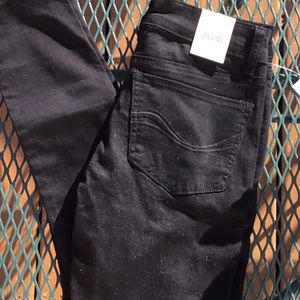 NWT SO Brand Juniors Size 3 Black Jeggings